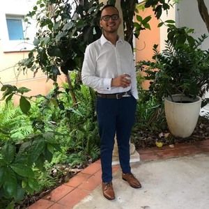 Meet your Posher, Victor